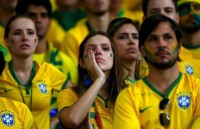 bong da brazil va dinh kien ve cau thu nu