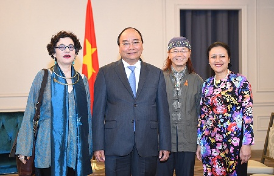 pm meets entrepreneurs intellectuals of vietnamese descent in new york