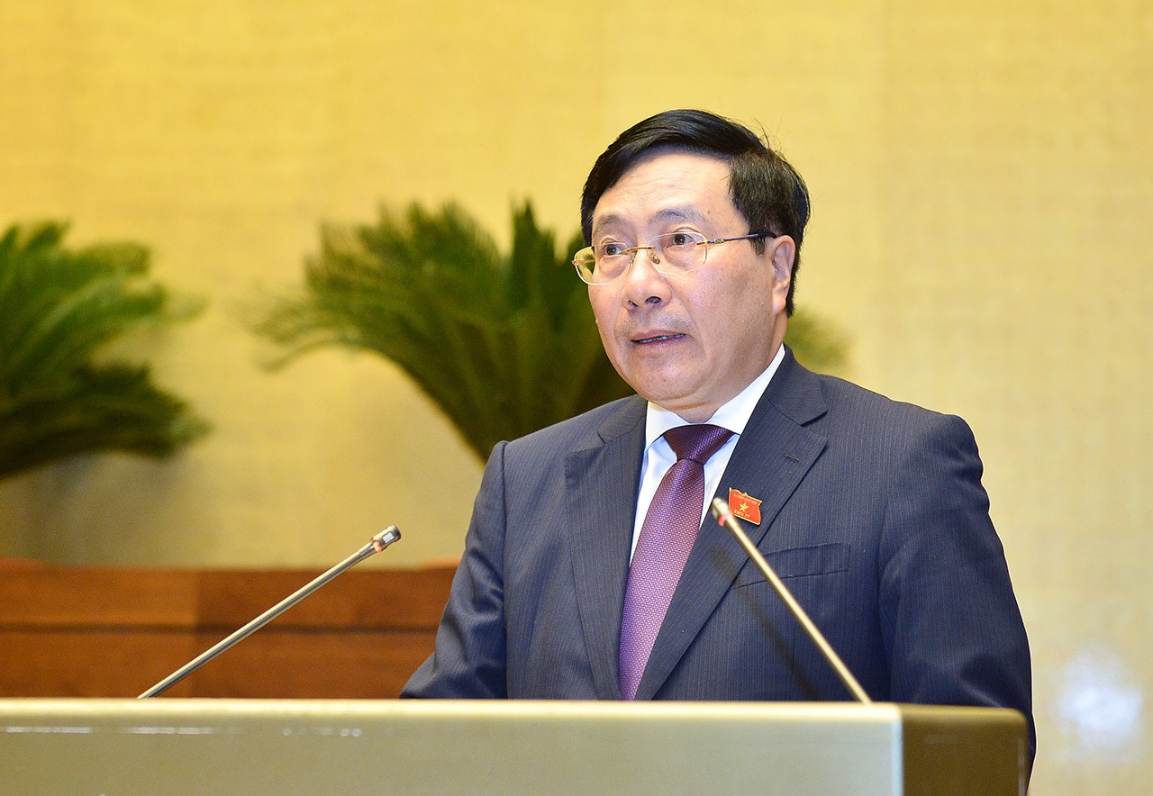 Phó Thủ tướng Thường trực Phạm Bình Minh đã làm rõ nhiều nội dung được Quốc hội quan tâm như tiến độ giải ngân nguồn vốn ODA.