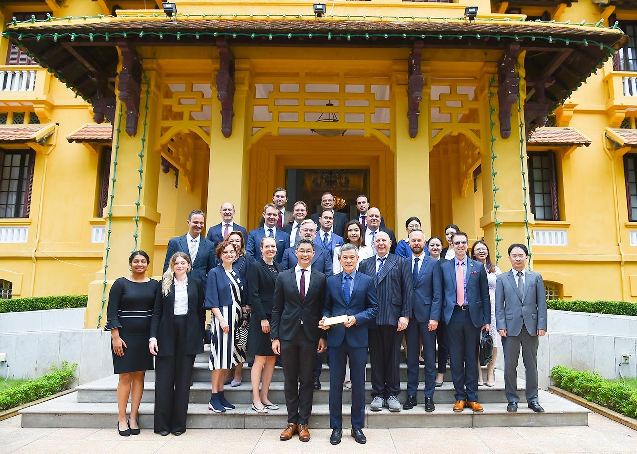 Đoàn doanh nghiệp Đức và Thụy Sỹ tìm kiếm cơ hội hợp tác đầu tư tại Việt Nam