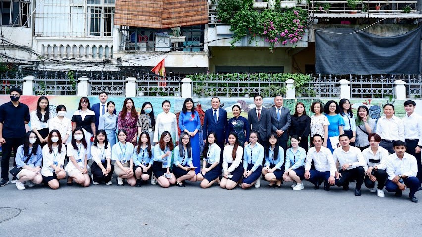 Khánh thành Tranh tường gốm do Đại sứ quán Kazakhstan tặng Học viện Ngoại giao