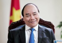 pm nguyen xuan phuc arrives in frankfurt begins germany tour