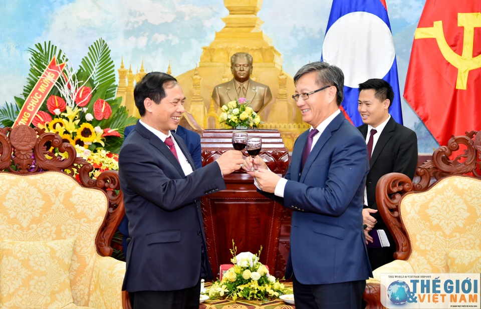 Chúc mừng năm Đoàn kết hữu nghị Việt Nam - Lào