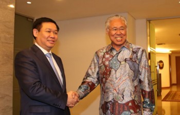 Phó Thủ tướng Vương Đình Huệ thăm làm việc tại Indonesia