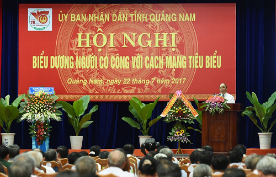 Hội nghị biểu dương người có công với cách mạng tại Quảng Nam