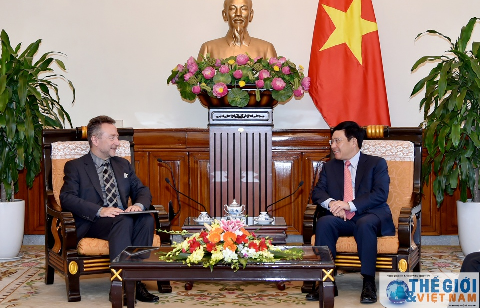 Phó Thủ tướng Phạm Bình Minh tiếp Đại sứ Czech Vitezslav Grepl