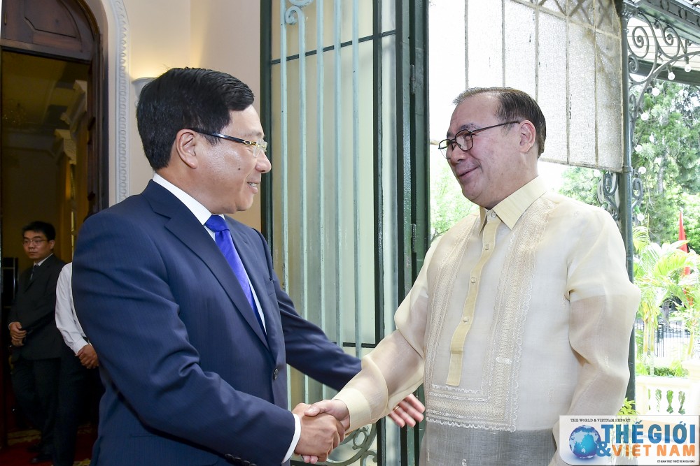 pho thu tuong pham binh minh don va hoi dam voi bo truong ngoai giao philippines