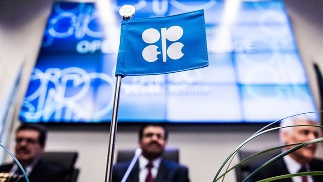 Vẫn mâu thuẫn cũ, OPEC+ lại 'đổ bể' thỏa thuận về hạn ngạch khai thác dầu