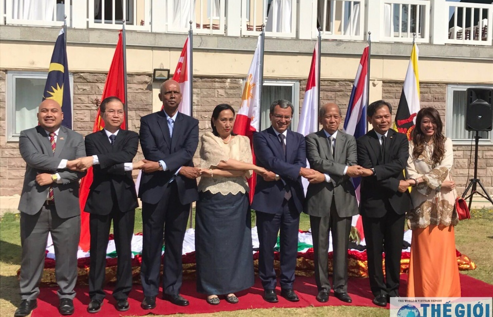 Ủy ban ASEAN Ankara tổ chức Lễ thượng cờ