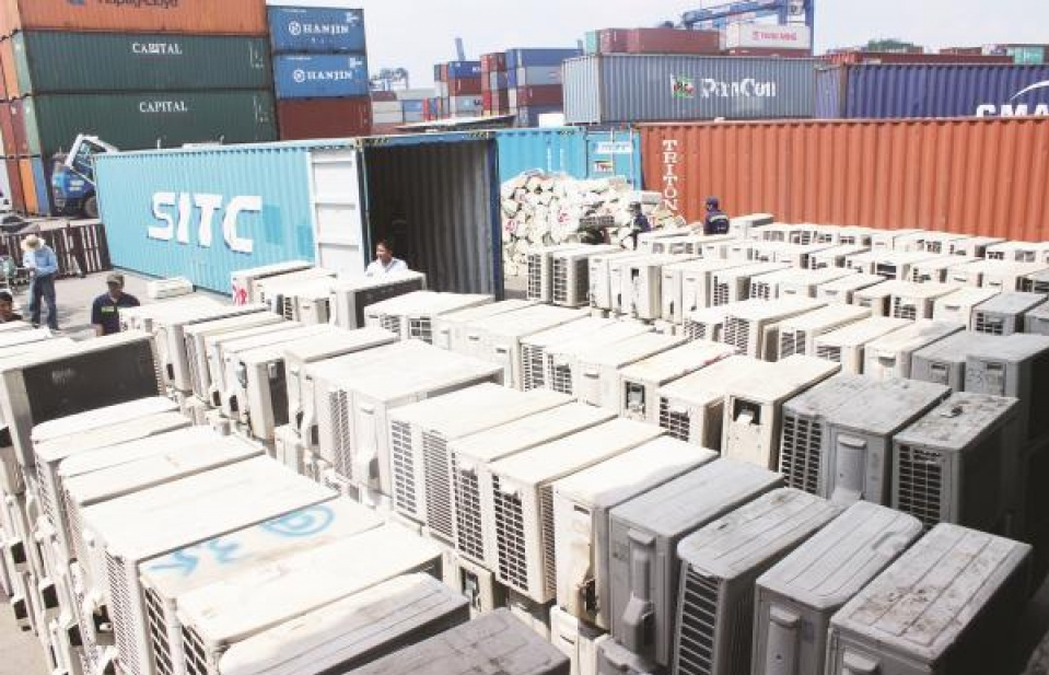 Điều tra vụ  213 container hàng hóa không xuất cảnh