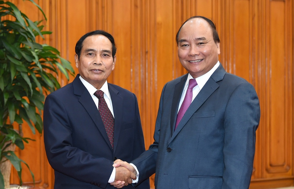 Thủ tướng Nguyễn Xuân Phúc tiếp Phó Thủ tướng Lào Bunthoong Chitmany