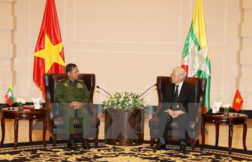 Tổng Bí thư tiếp Tổng Tư lệnh các lực lượng vũ trang Myanmar