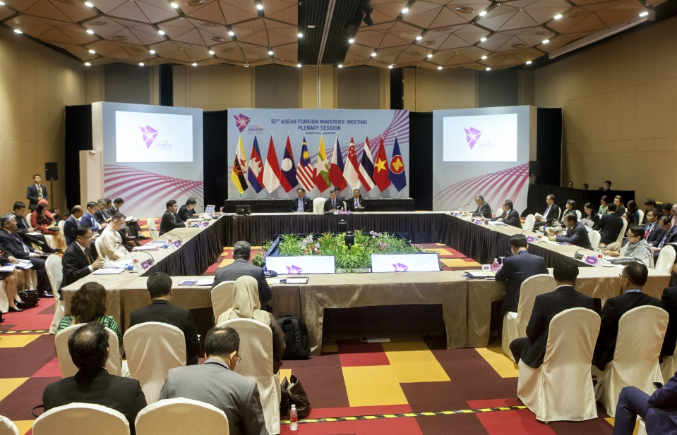 ASEAN đẩy mạnh hợp tác, ứng phó hữu hiệu với những thách thức