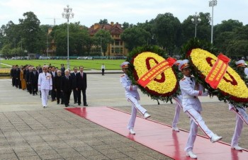 National leaders pay tribute to late President Ho Chi Minh on National Day