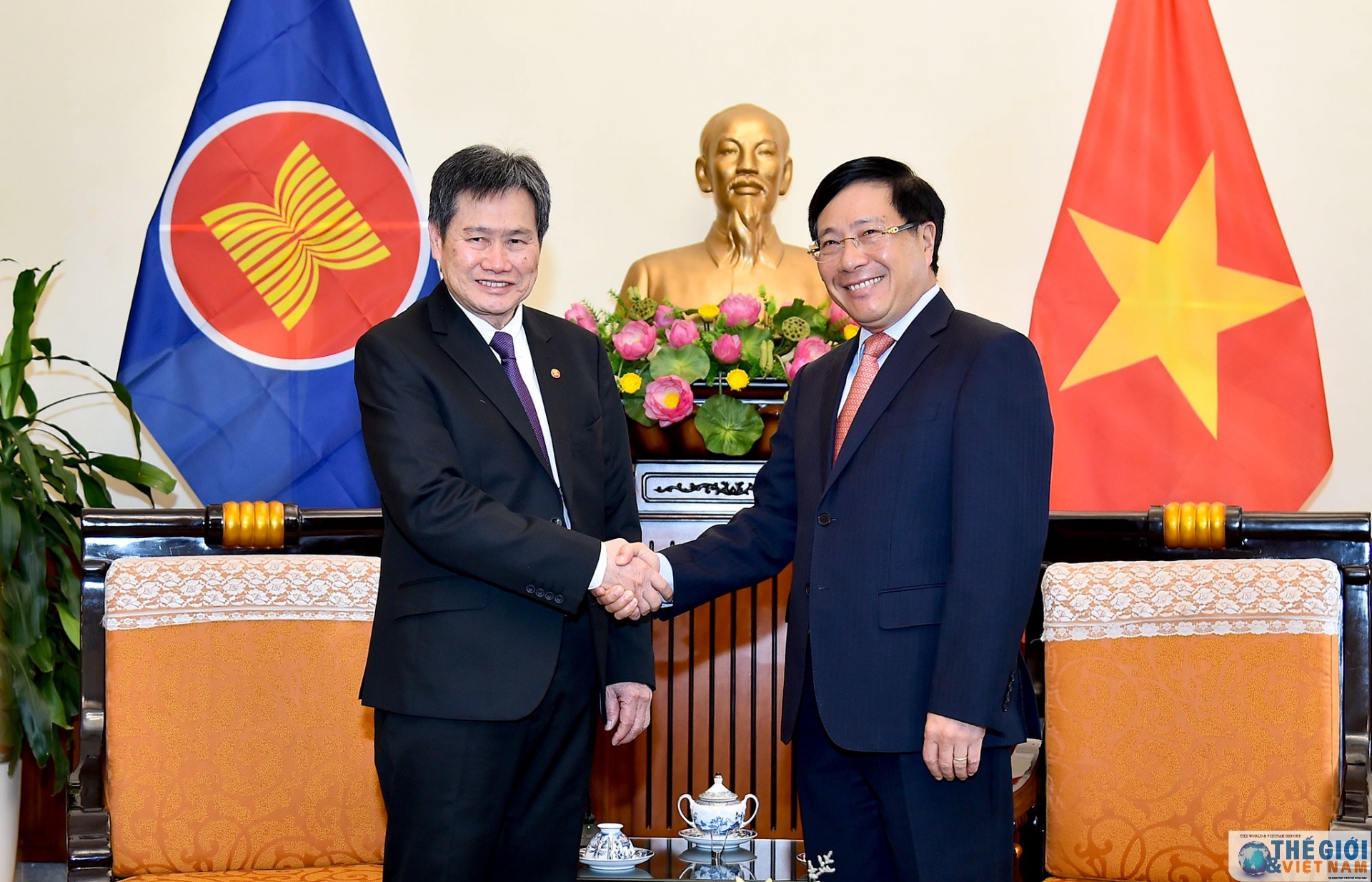 Phó Thủ tướng Phạm Bình Minh tiếp Tổng Thư ký ASEAN Lim Jock Hoi