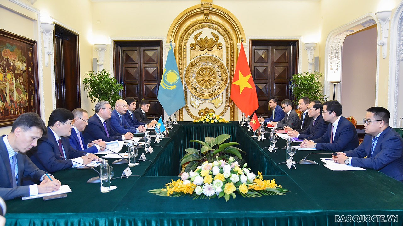 FM: Vietnam, Kazakhstan foster multi-faceted cooperation