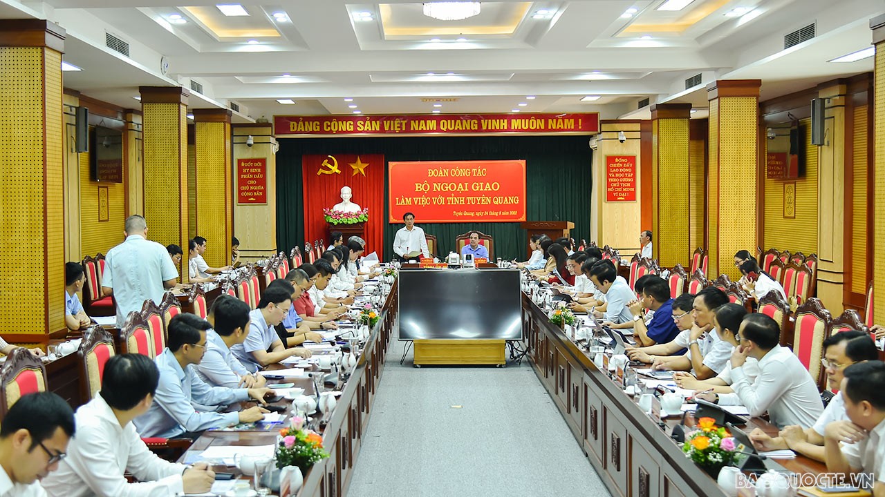 Bộ Ngoại giao phối hợp với Tuyên Quang trong thu hút khách du lịch và đầu tư nông nghiệp chất lượng cao