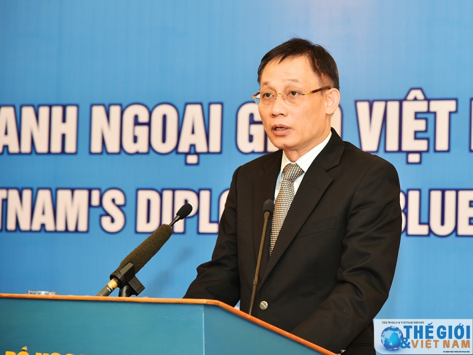 Công bố “Sách Xanh Ngoại giao Việt Nam năm 2015”