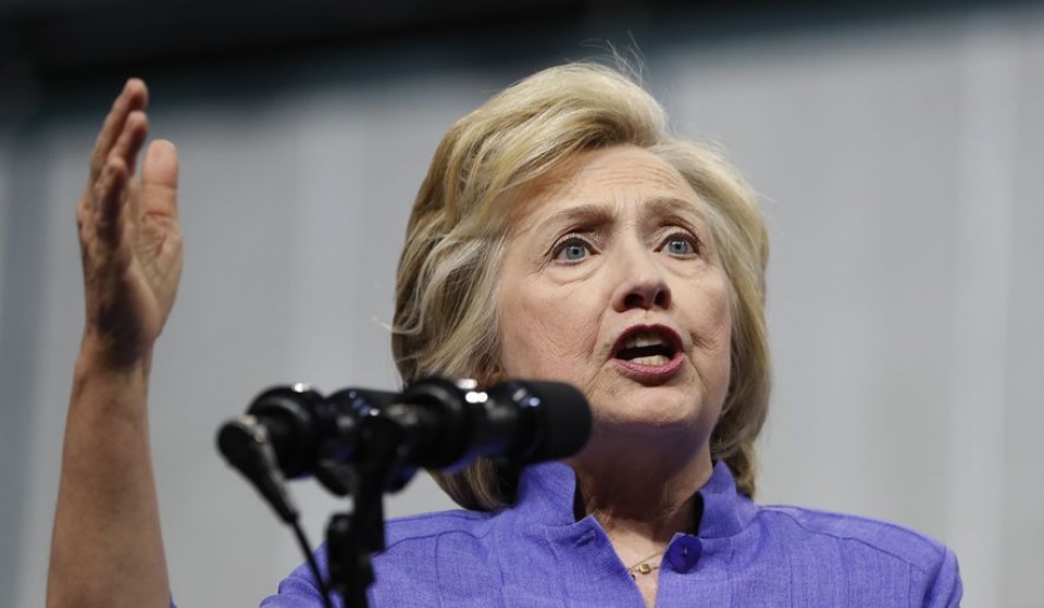 ung cu vien hillary clinton de xuat tang thue doi voi nguoi giau