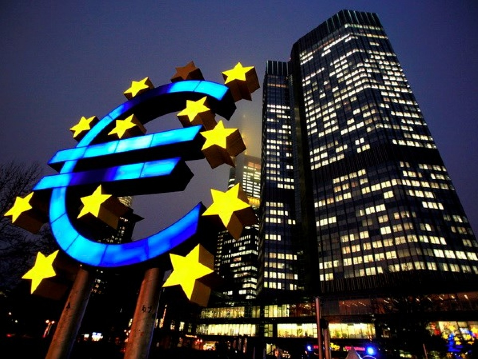 ECB cho gần 250 ngân hàng thuộc Eurozone vay hàng chục tỷ USD