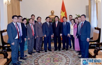 Deputy PM receives Lao youth union delegation