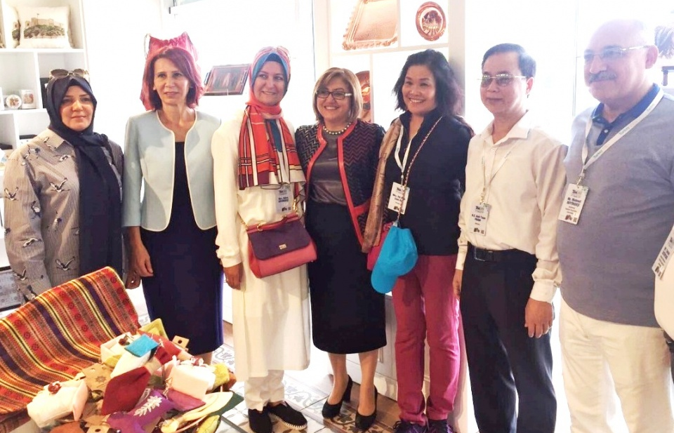 Đại sứ Việt Nam tại Thổ Nhĩ Kỳ tham dự hoạt động thực địa tại địa phương
