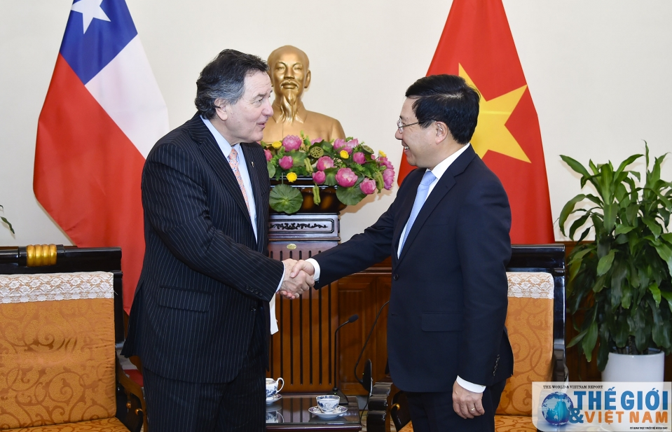 Phó Thủ tướng Phạm Bình Minh tiếp Bộ trưởng Ngoại giao Chile
