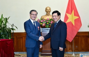 First-class Labour Order presented to outgoing Lao Ambassador