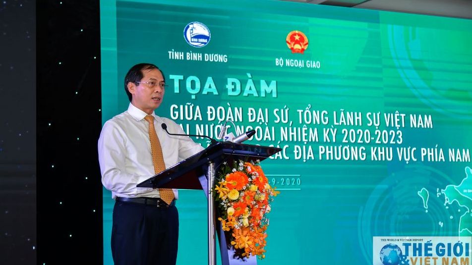 Đoàn Trưởng Cơ quan đại diện Việt Nam ở nước ngoài nhiệm kỳ 2020-2023 tọa đàm với các địa phương phía Nam