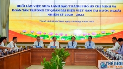 Đoàn Trưởng Cơ quan đại diện Việt Nam ở nước ngoài nhiệm kỳ 2020-2023 làm việc với Lãnh đạo TP Hồ Chí Minh