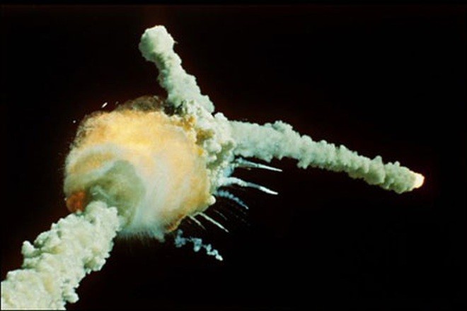Hình ảnh tàu Challenger phát nổ năm 1986 (Ảnh: History).