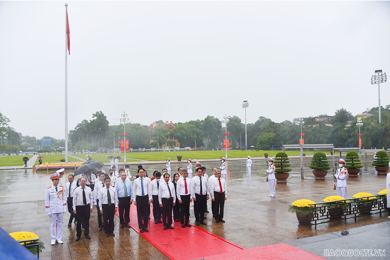 77 năm Quốc khánh: Lãnh đạo Đảng, Nhà nước vào Lăng viếng Chủ tịch Hồ Chí Minh