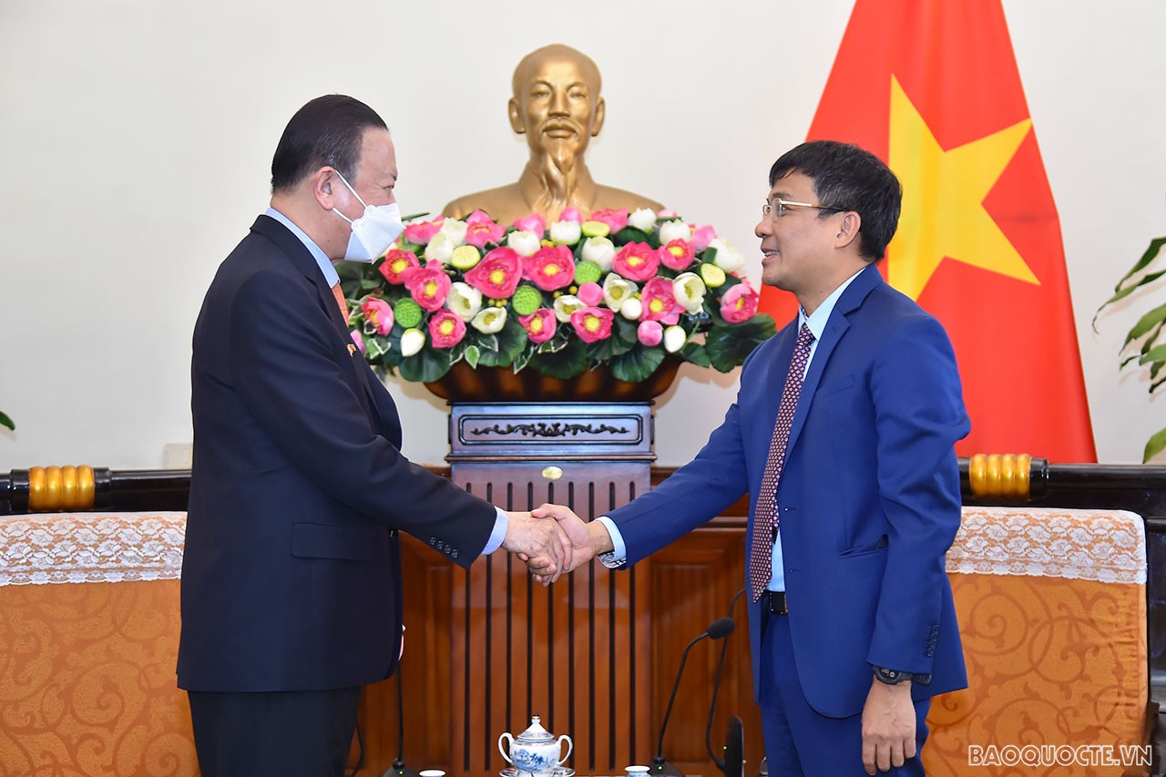 Thứ trưởng Thường trực Nguyễn Minh Vũ tiếp Đoàn đại biểu Hội Hữu nghị Thái Lan-Việt Nam