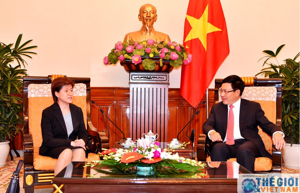 Phó Thủ tướng Phạm Bình Minh tiếp Đại sứ Singapore Catherine Wong