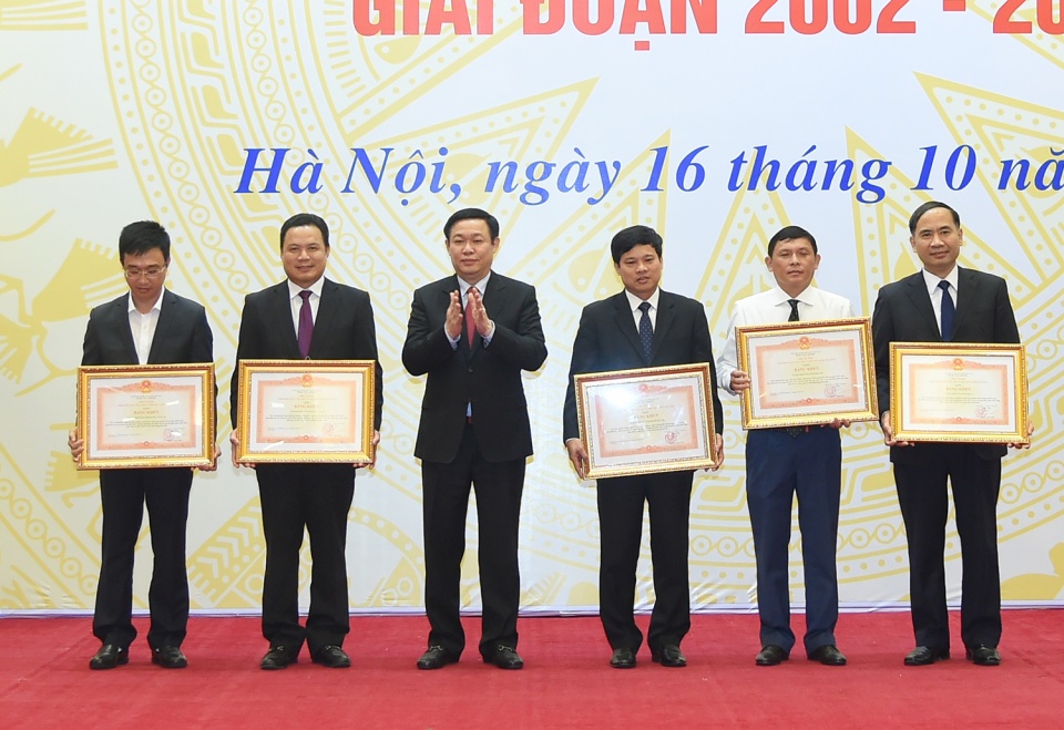 Tín dụng chính sách góp phần đẩy lùi cho vay nặng lãi tin nhap 20171016221644