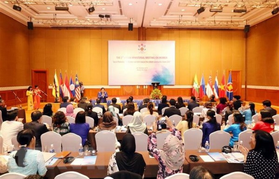 Hội nghị Bộ trưởng phụ nữ ASEAN lần thứ 3 ra Tuyên bố chung