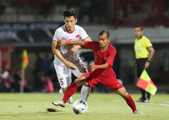 HLV McMenemy: “Đội tuyển Việt Nam quá mạnh so với Indonesia”