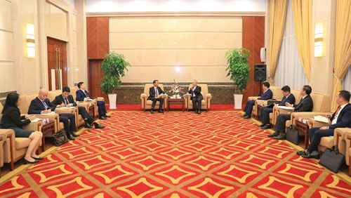 Đẩy mạnh hợp tác giữa các địa phương Việt Nam và Châu Hồng Hà, tỉnh Vân Nam, Trung Quốc