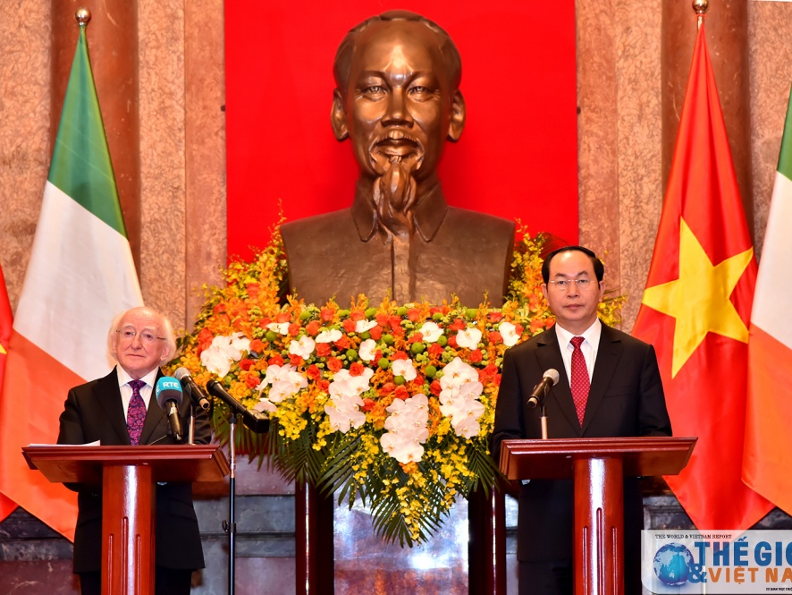 Chủ tịch nước Trần Đại Quang chiêu đãi chào mừng Tổng thống Ireland