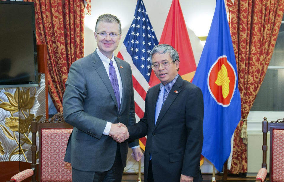 Đại sứ Phạm Quang Vinh tiếp tân Đại sứ Hoa Kỳ tại Việt Nam Daniel Kritenbrink