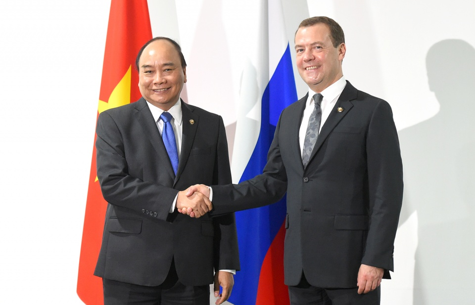 Thủ tướng Nguyễn Xuân Phúc gặp Thủ tướng LB Nga, Tổng thống Philippines
