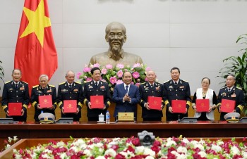 Thủ tướng gặp mặt đoàn đại biểu cựu chiến binh tàu Không số