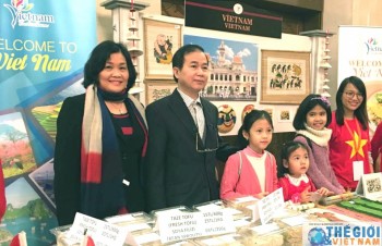 Đại sứ quán Việt Nam tại Thổ Nhĩ Kỳ tham gia Hội chợ từ thiện