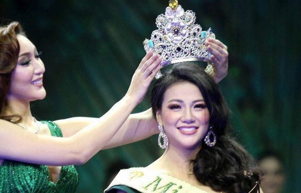 Những hình ảnh Nguyễn Phương Khánh đoạt vương miện Hoa hậu Trái đất 2018