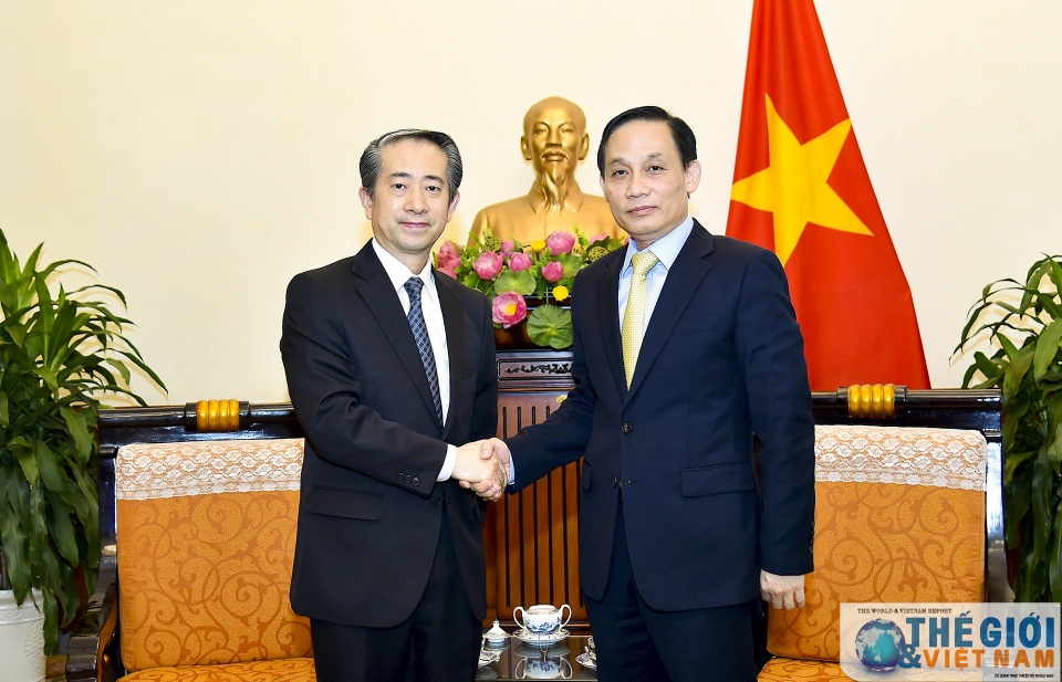 Thứ trưởng Ngoại giao Lê Hoài Trung tiếp Đại sứ Trung Quốc đến chào xã giao