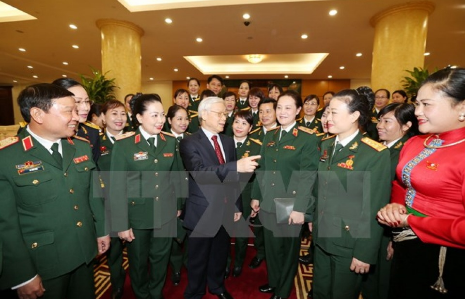 Tổng Bí thư Nguyễn Phú Trọng gặp mặt đại biểu phụ nữ quân đội