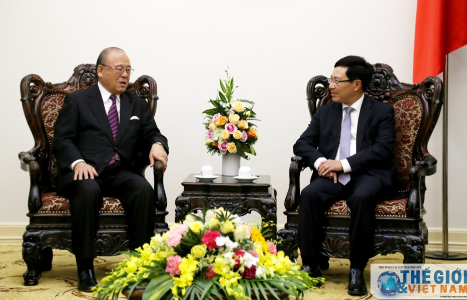 Phó Thủ tướng Phạm Bình Minh tiếp Cố vấn đặc biệt Liên minh Nghị sỹ hữu nghị Nhật Bản - Việt Nam Tsutomu Takebe