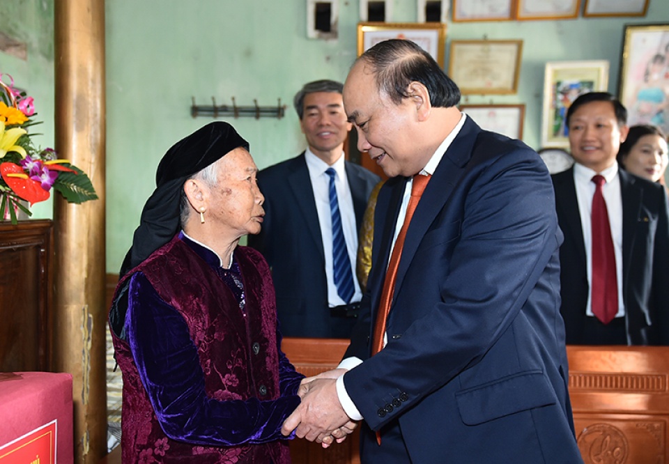 Thủ tướng Nguyễn Xuân Phúc làm việc với tỉnh Hưng Yên tin nhap 20161211210155