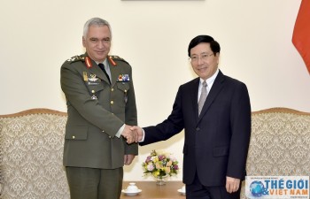 Phó Thủ tướng Phạm Bình Minh tiếp Chủ tịch Ủy ban Quốc phòng EU