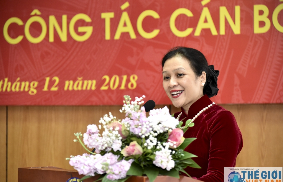 Trao Quyết định Bí thư Đảng đoàn Liên hiệp các tổ chức hữu nghị Việt Nam
